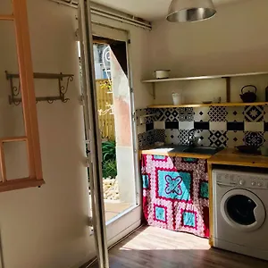 Deux pièces rez-de-jardin Appartement Avignon